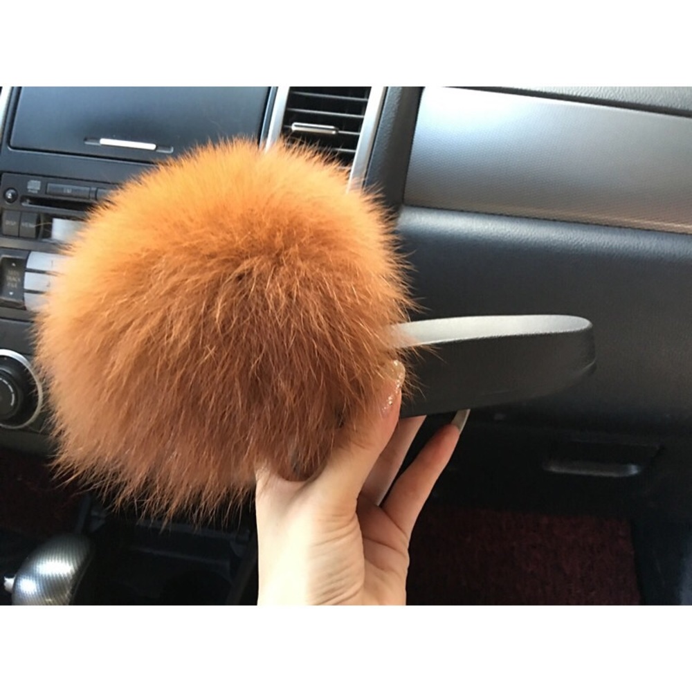 NEW! Real Fox Fur Slides / Fur Slippers - Picture 2 of 7